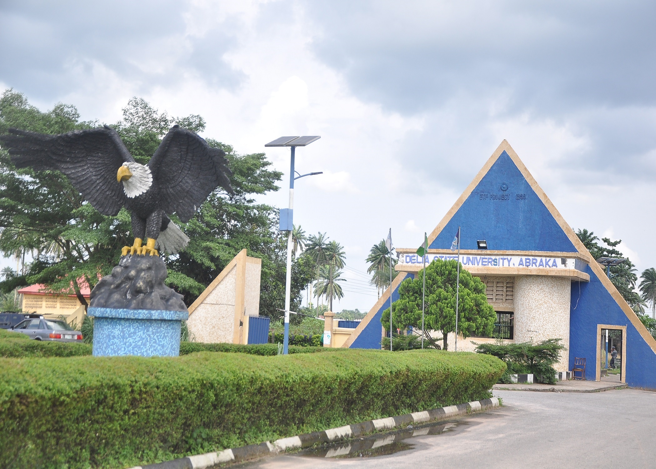 BREAKING: Gunmen Kidnap DELSU SSANU Chairman