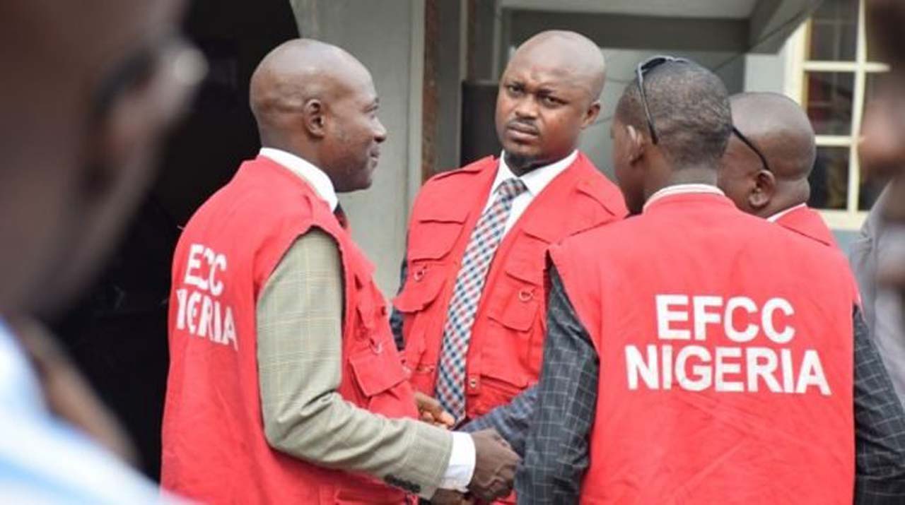 EFCC Breaks Into BBNaija Dorathy's House, See Details
