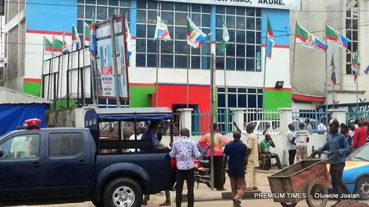 Police Take Over APC National Secretariat In Abuja