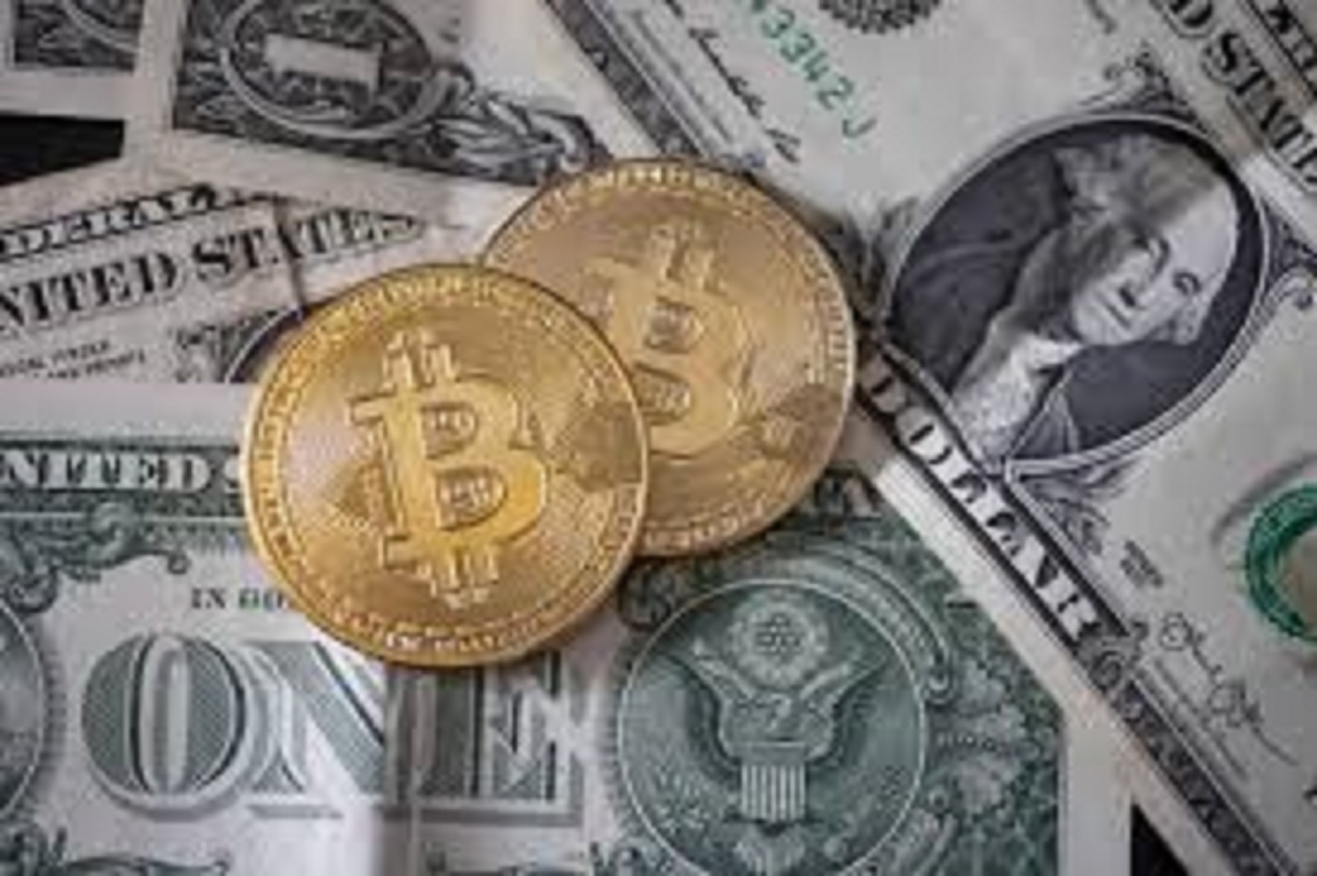 Apple, Bitcoin, Crude Oil, Euro Suffer From U.S Dollar, Omicron - See How
