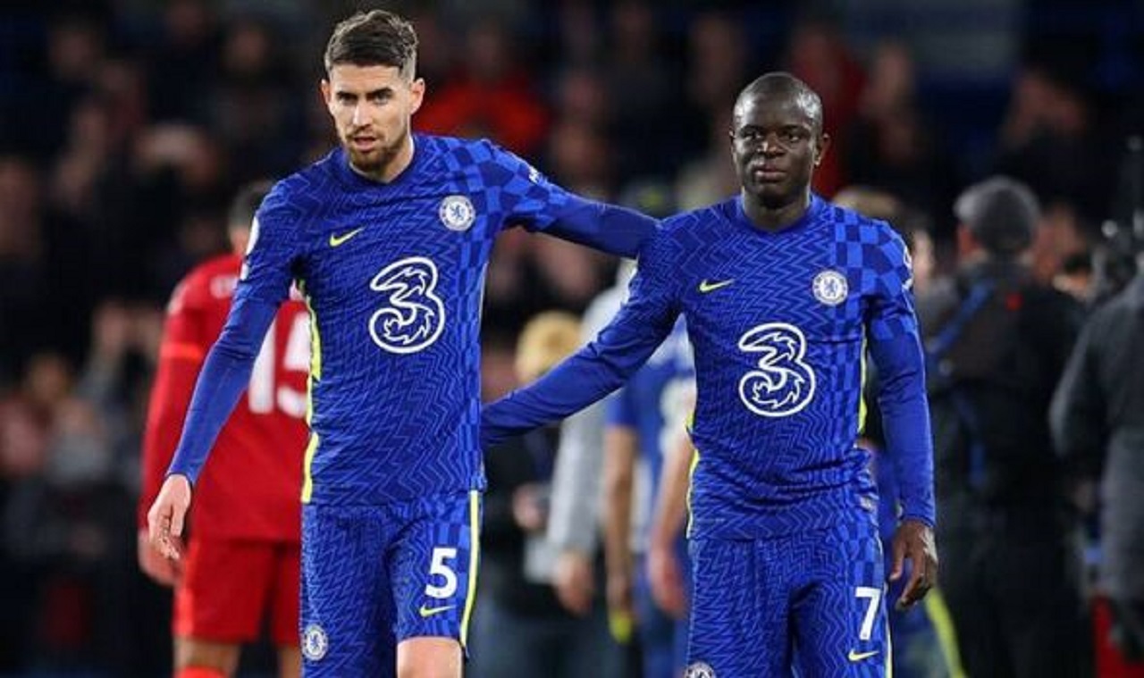 Barcelona Set To Sign Chelsea Star To Replace Busquets Amid Muddled Contract Extension Talks With Kante