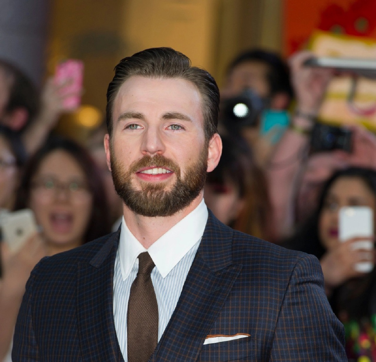 Chris Evans Biography, Age, Career, Net Worth, Girlfriend, & More