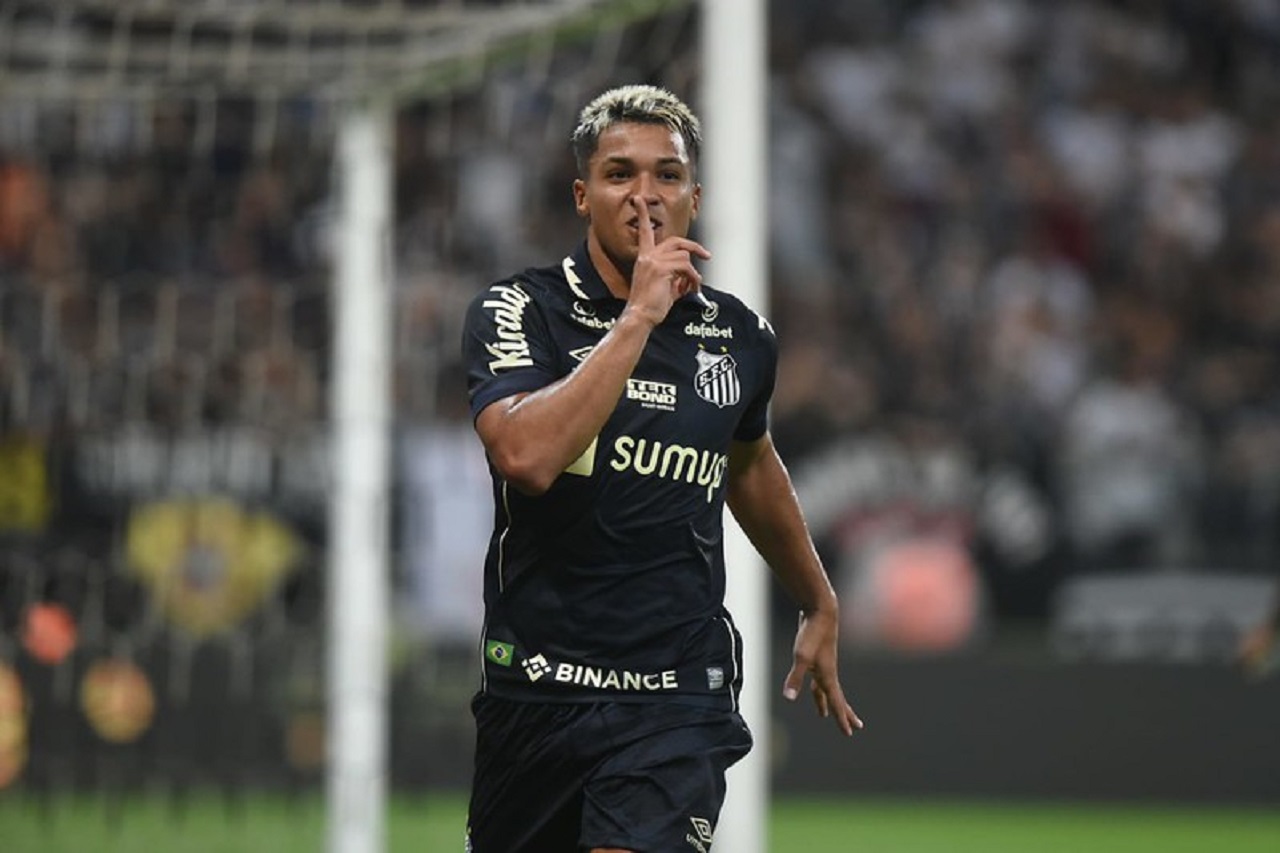 Santos forward Marcos Leonardo