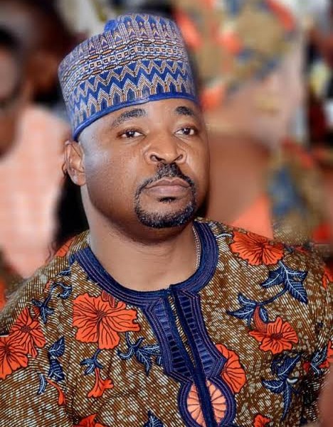 MC Oluomo Mourns As He Loses A Family Member