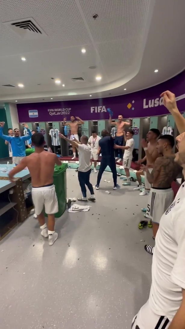 Argentina Song Insulting England Over Falklands Reaches No.1 On Spotify Ahead World Cup Final