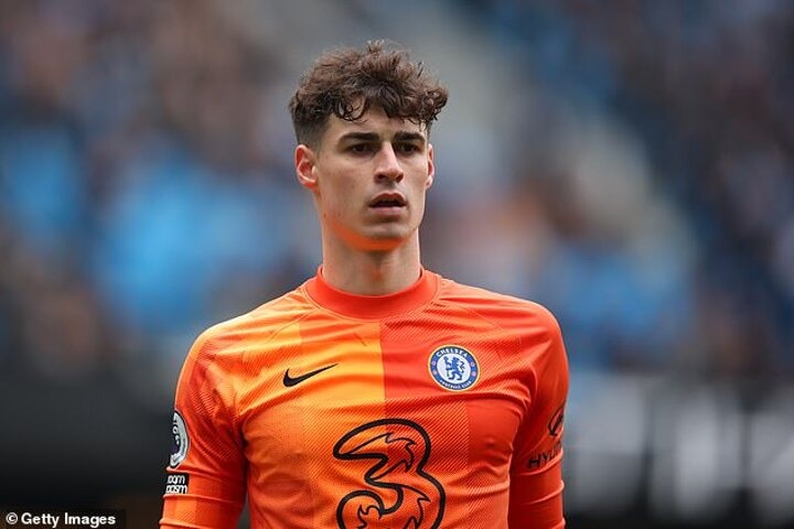 "This Is Criminal" - Chelsea Fans Blames Kepa For His Role In Blues Defeat By Man City