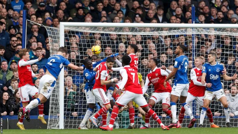 Everton 1-0 Arsenal LIVE: Dream Debut For Sean Dyche As Everton Defeats Gunners