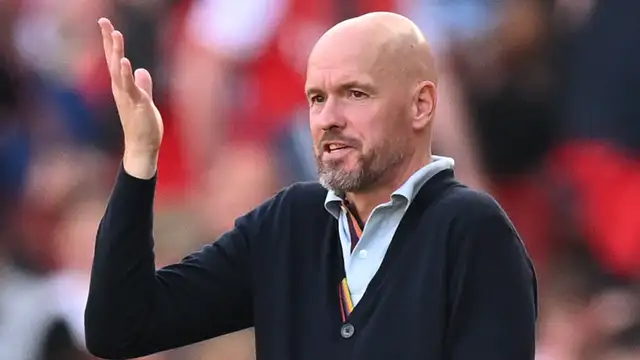 Man United players angry with Erik ten Hag for his treatment of club legend