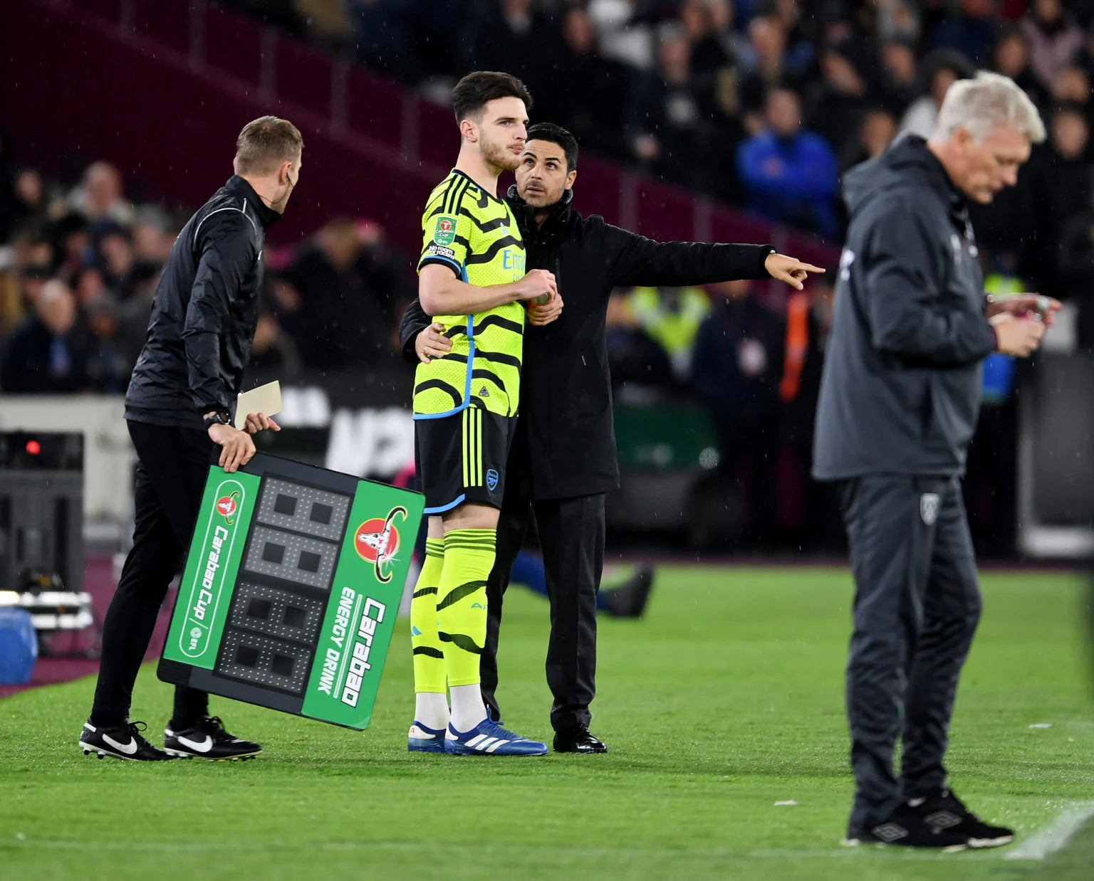 Arteta and Moyes reactions to West Ham fans booing Declan Rice during Arsenal’s Carabao Cup defeat